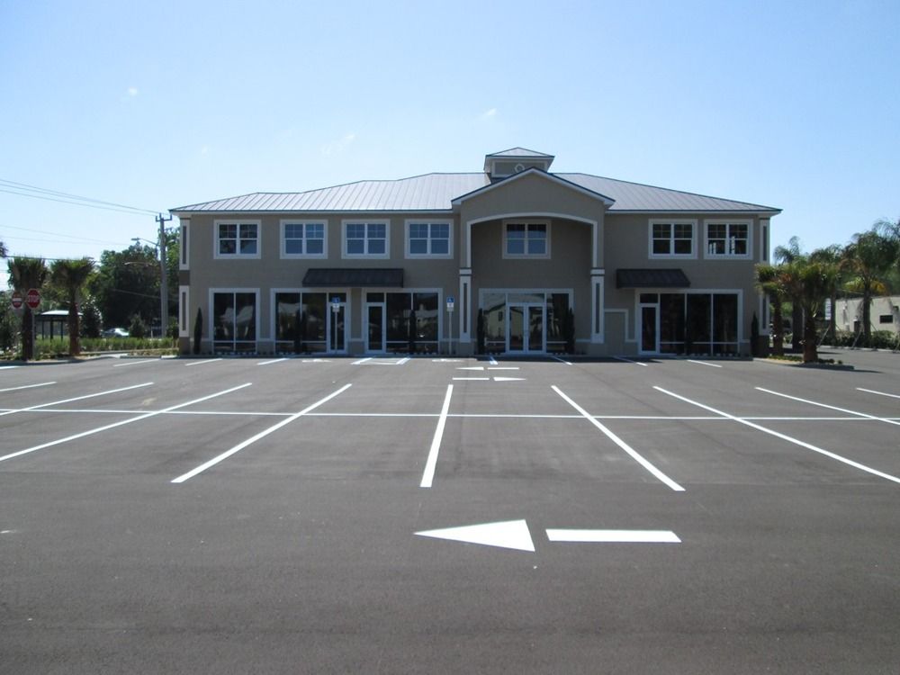Kings Crossing Centre: 775 W. Granada Boulevard, Ormond Beach, FL 32174